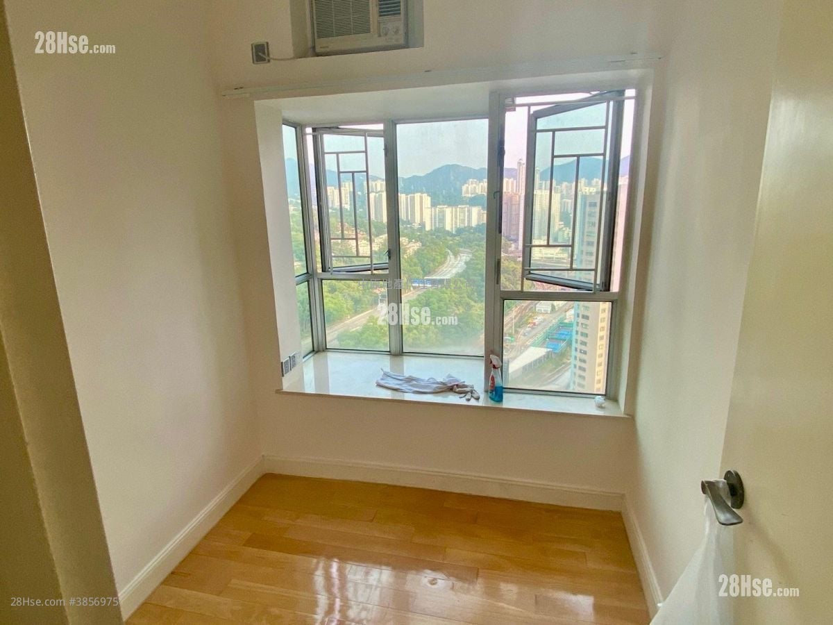 Discovery Park Rental 2 Bedrooms , 1 Bathroom 493 ft²