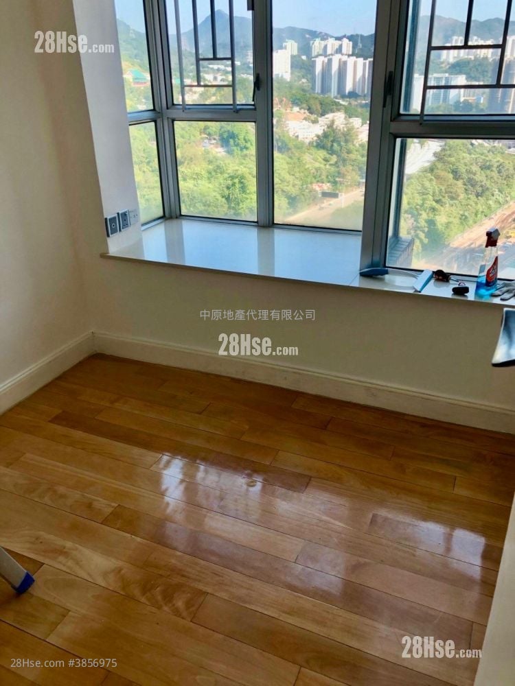 Discovery Park Rental 2 Bedrooms , 1 Bathroom 493 ft²