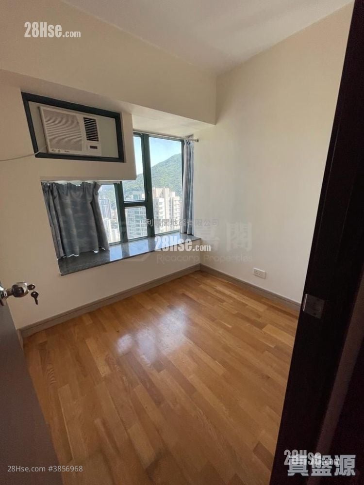 Grand Promenade Sell 2 Bedrooms , 1 Bathroom 490 ft²
