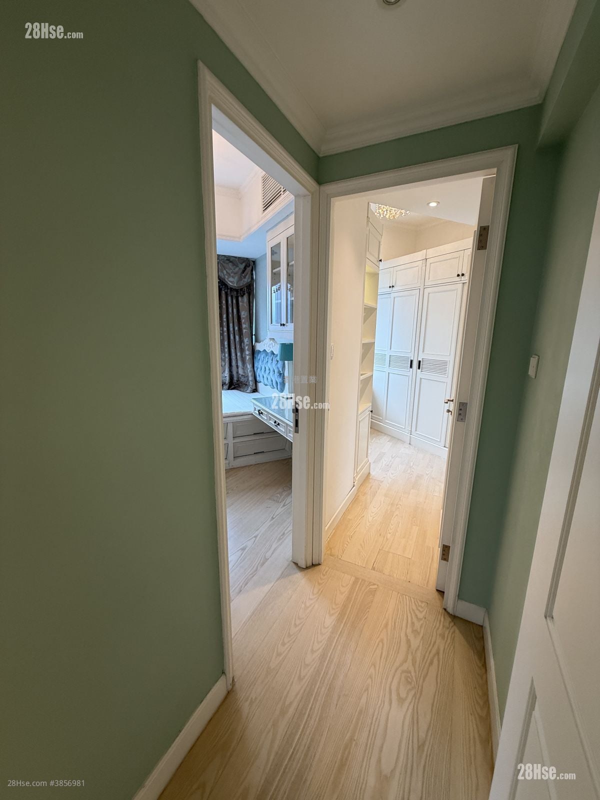Grand Austin Rental 4 Bedrooms , 2 Bathrooms 1,127 ft²