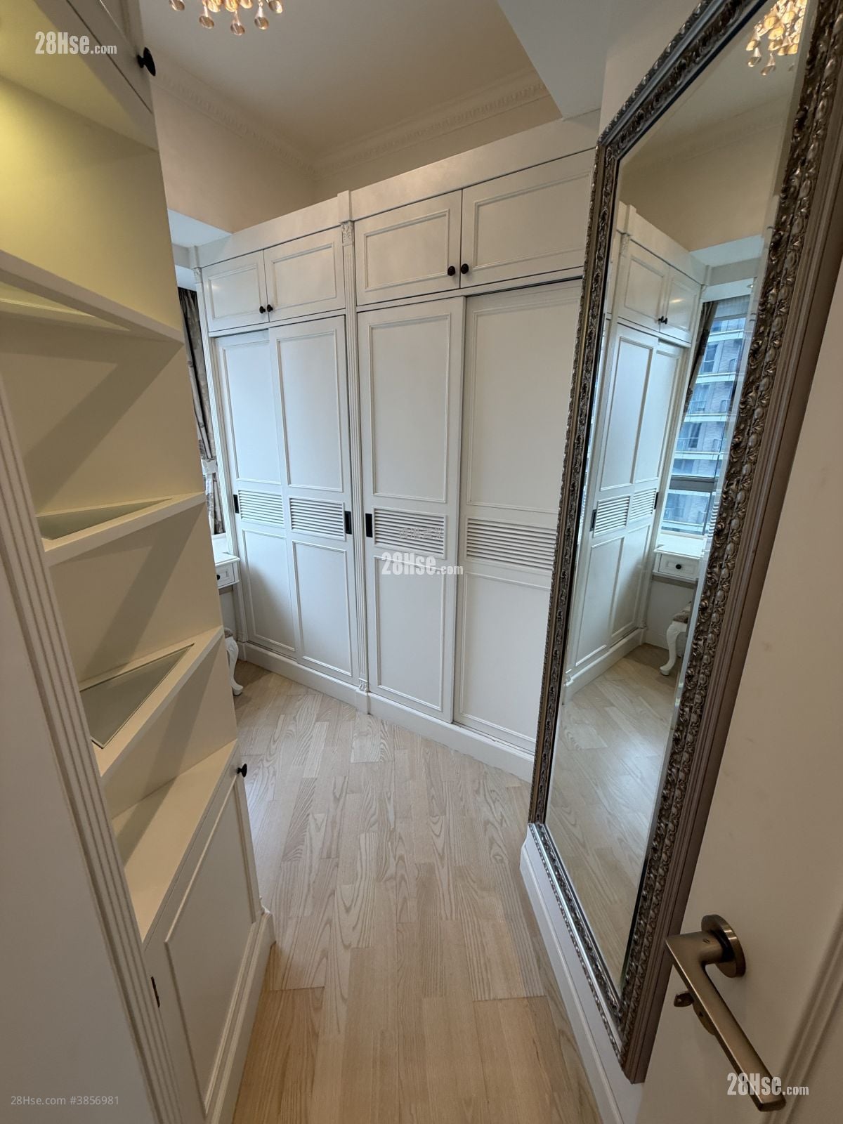 Grand Austin Rental 4 Bedrooms , 2 Bathrooms 1,127 ft²