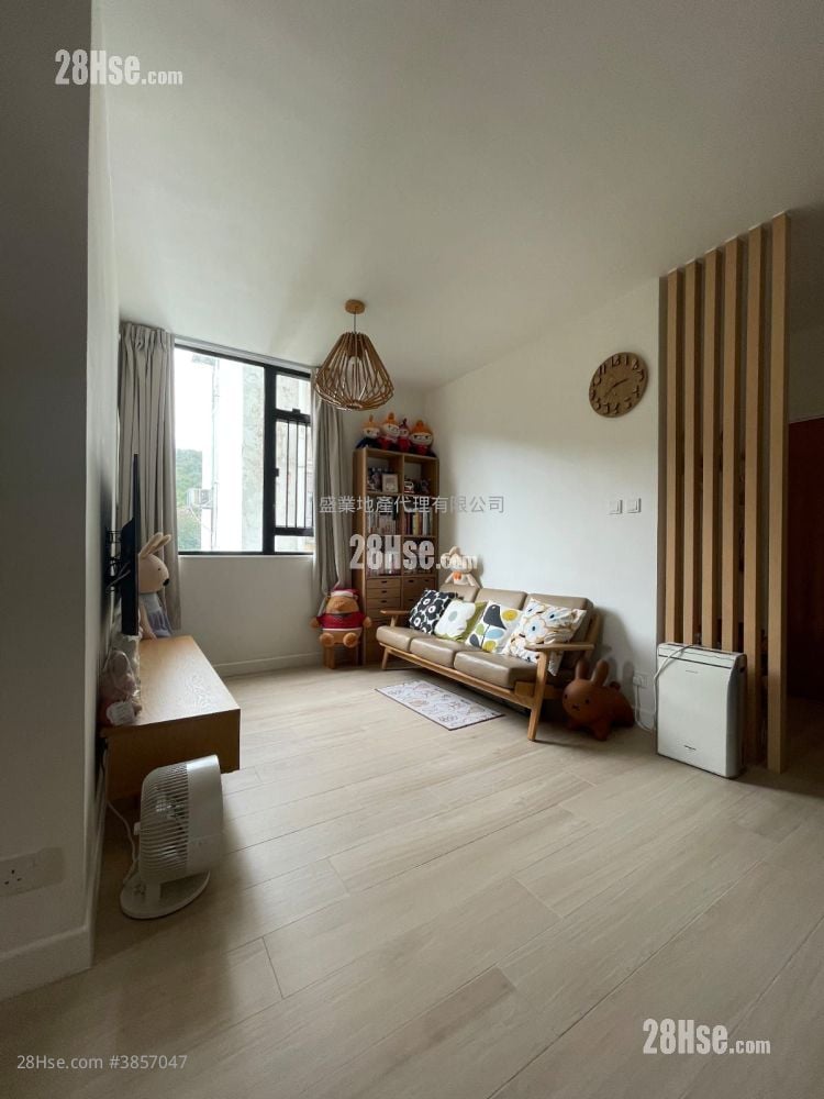 Allway Gardens Sell 2 Bedrooms , 1 Bathroom 533 ft²