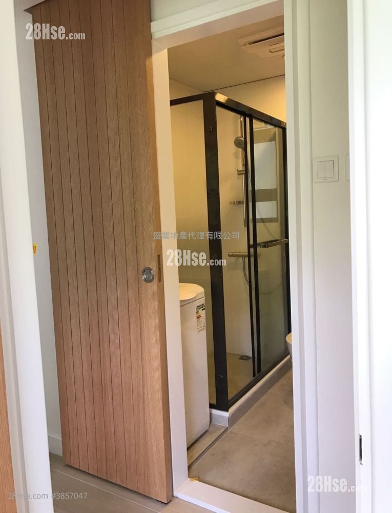 Allway Gardens Sell 2 Bedrooms , 1 Bathroom 533 ft²