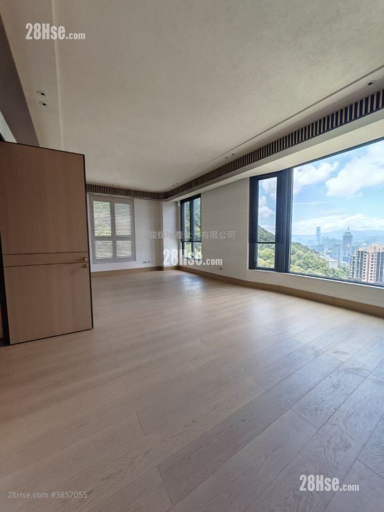 Mount Nicholson 售盘 4 房 , 5+ 浴室 4,596 平方尺
