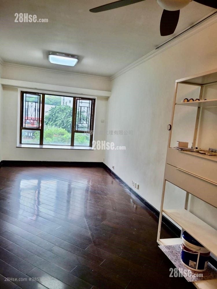 Serenade Cove Rental 3 Bedrooms , 2 Bathrooms 608 ft²