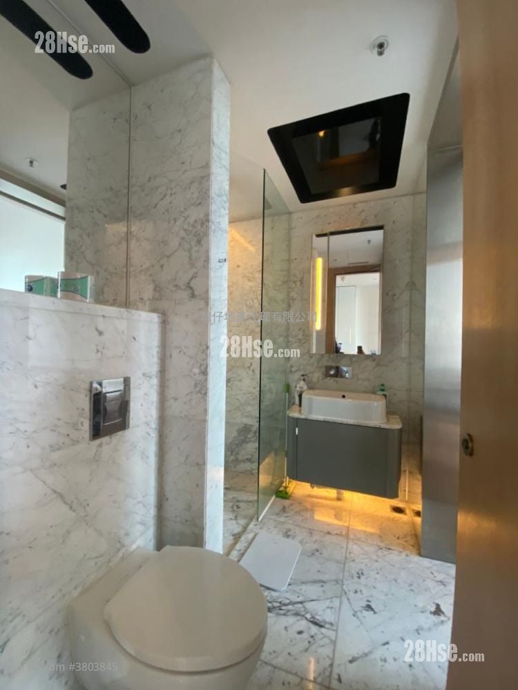 The Gloucester Sell 1 Bedroom , 1 Bathroom 342 ft²