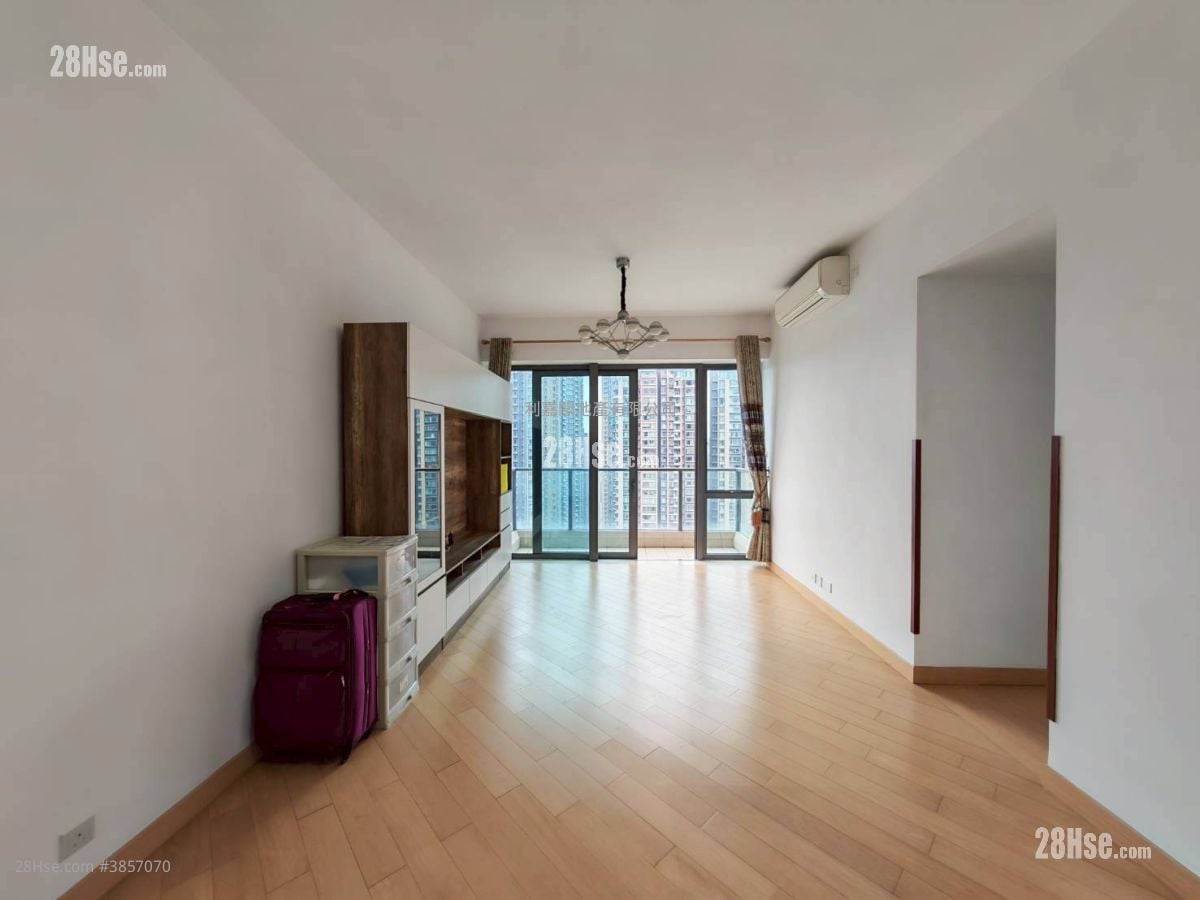 Grand Yoho Sell 4 Bedrooms , 3 Bathrooms 1,115 ft²