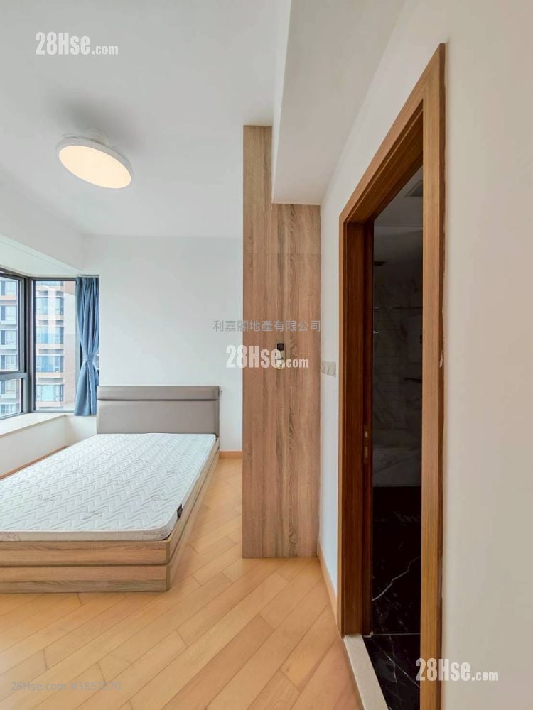 Grand Yoho Sell 4 Bedrooms , 3 Bathrooms 1,115 ft²