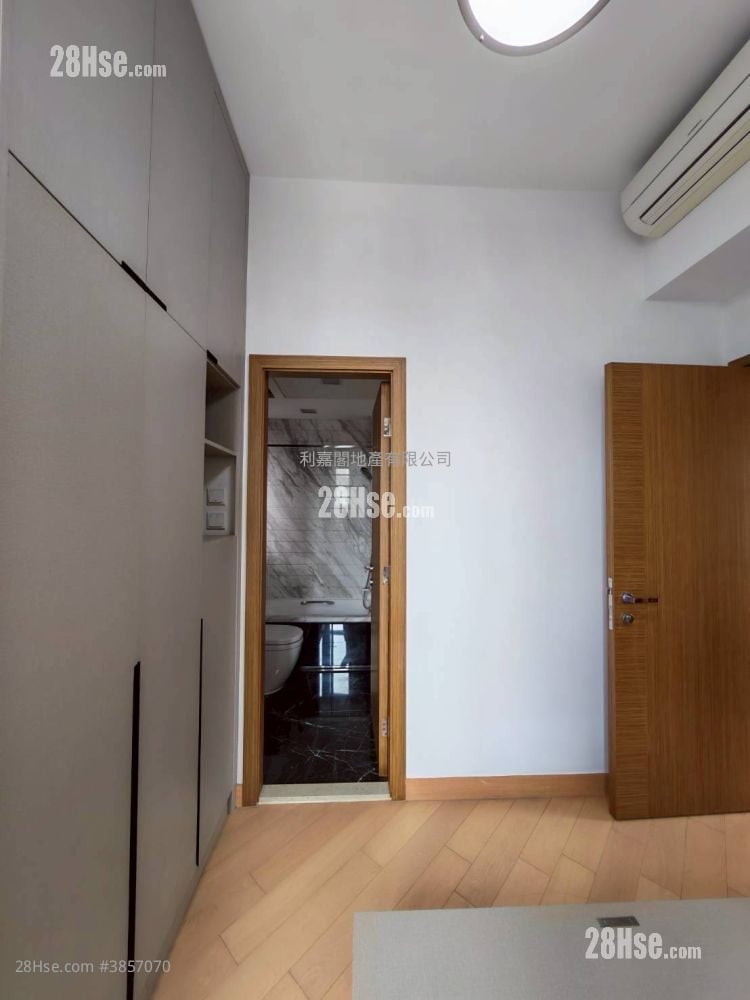 Grand Yoho Sell 4 Bedrooms , 3 Bathrooms 1,115 ft²