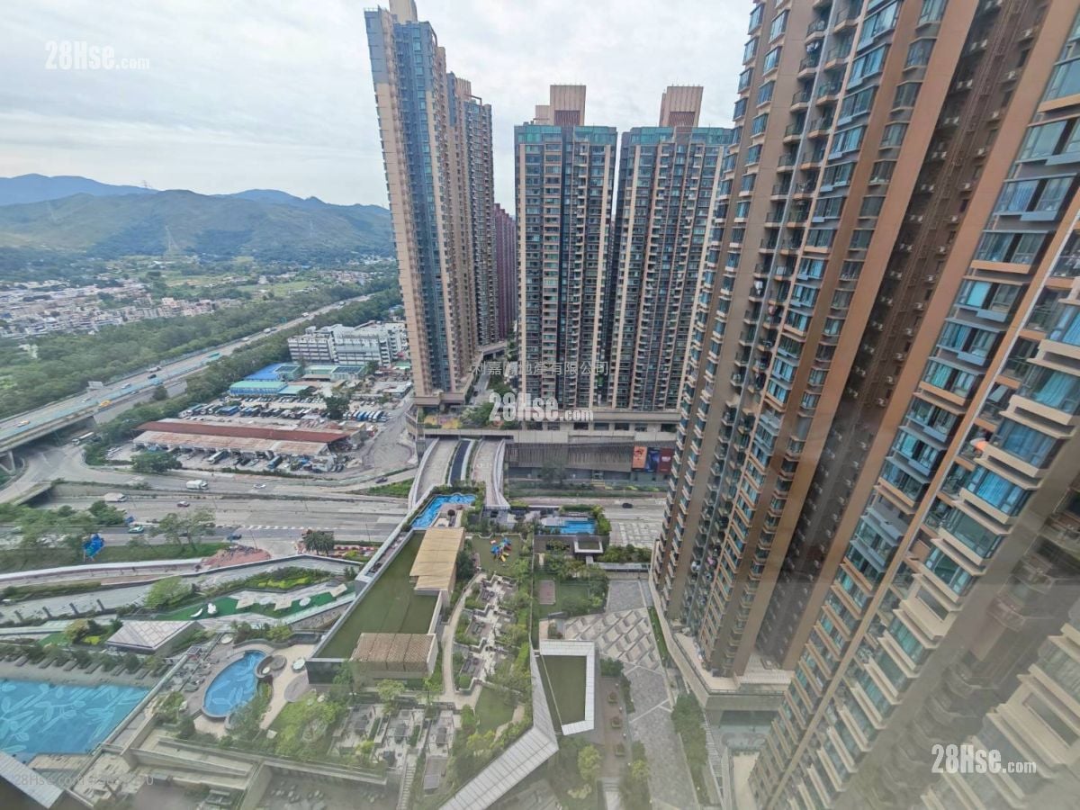 Grand Yoho Sell 4 Bedrooms , 3 Bathrooms 1,115 ft²