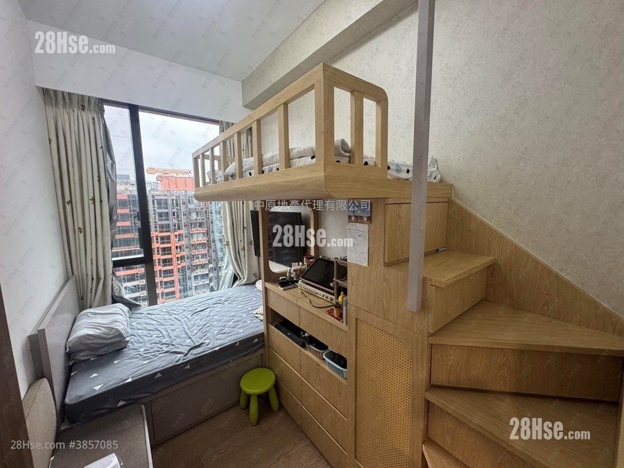 Centra Horizon Sell 3 Bedrooms 1,022 ft²
