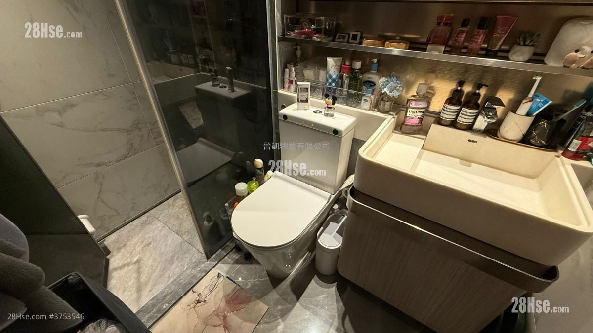 形荟 售盘 2 房 , 1 浴室 489 平方尺
