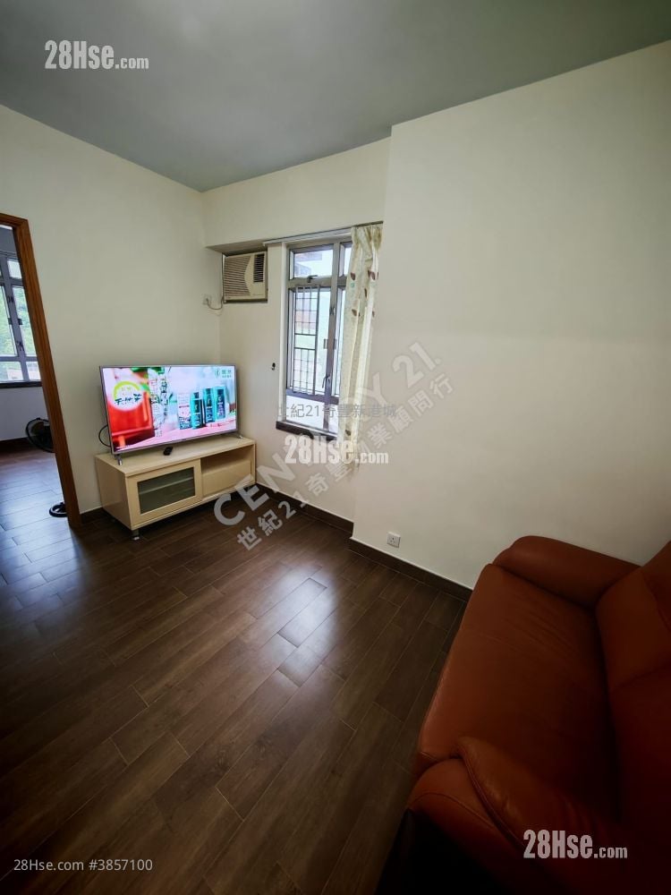 Sunshine City Rental 2 Bedrooms , 1 Bathroom 348 ft²