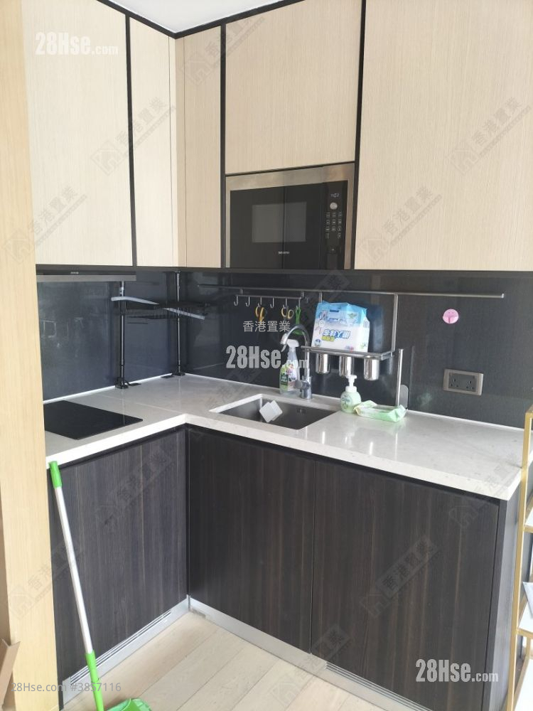 Eltanin Square Mile Sell 1 Bedroom , 1 Bathroom 255 ft²