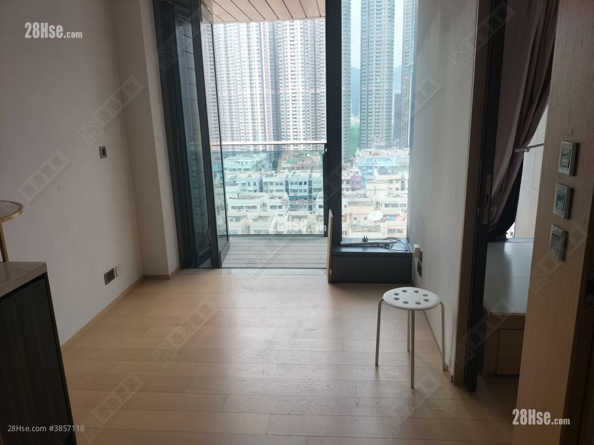 Eltanin Square Mile Sell 1 Bedroom , 1 Bathroom 255 ft²