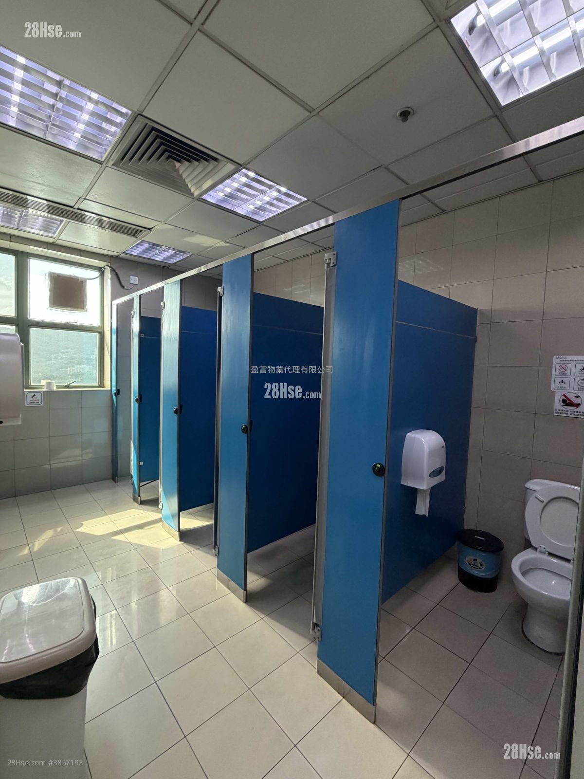 Asia Trade Centre Rental 600 ft²