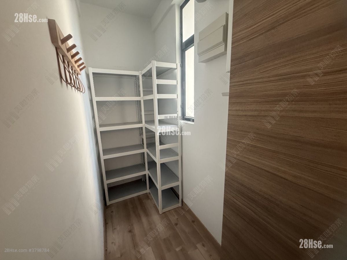 Dragon View House Sell 2 Bedrooms , 1 Bathroom 376 ft²