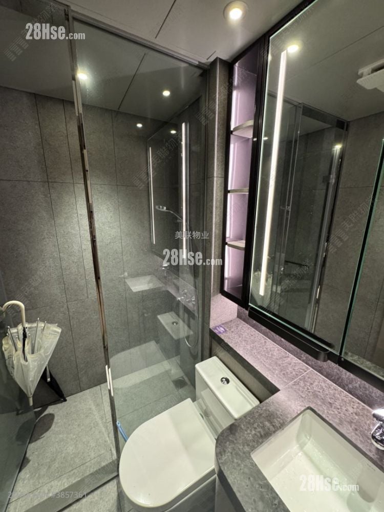 Yoho West Rental 2 Bedrooms 406 ft²