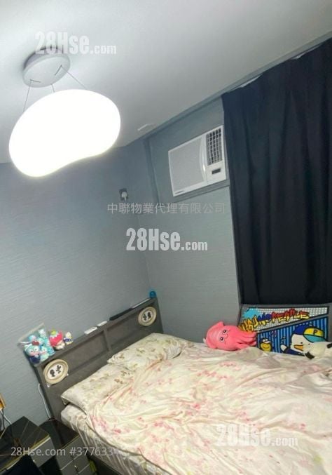Yuk Wo Court Sell 381 ft²