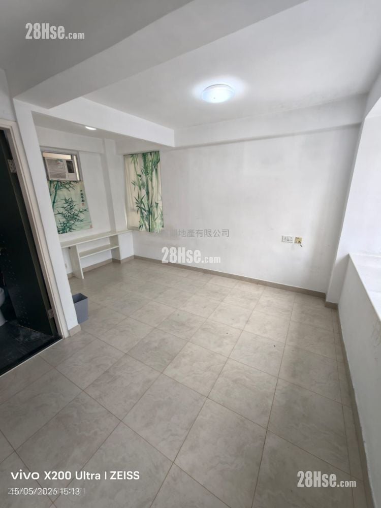 Smithfield Terrace Sell Studio , 1 Bathroom 282 ft²