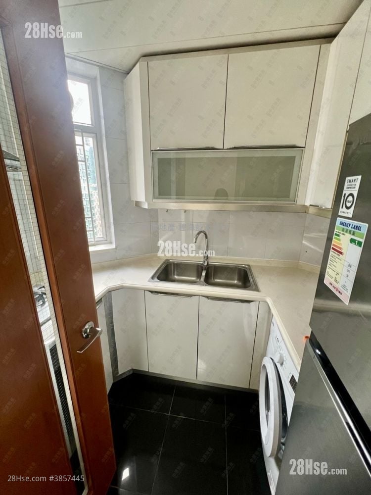 Liberte Sell 3 Bedrooms , 1 Bathroom 607 ft²