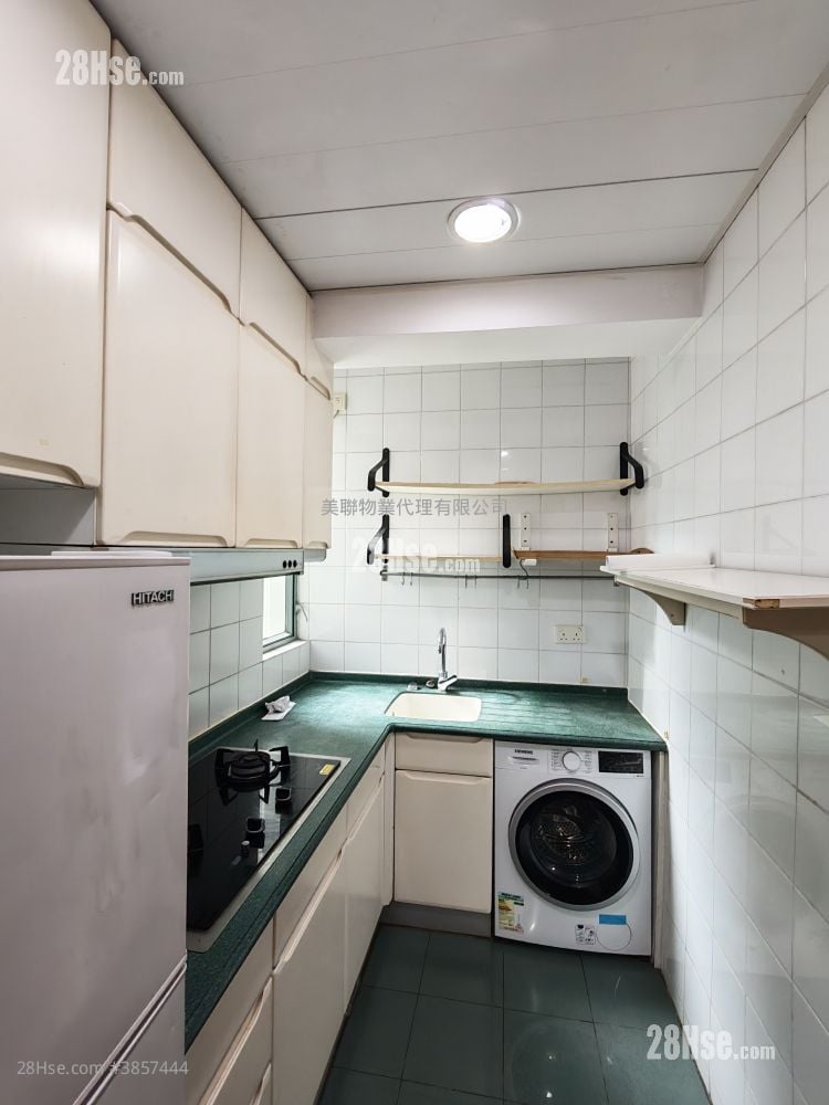 Tung Chung Crescent Rental 2 Bedrooms , 1 Bathroom 521 ft²