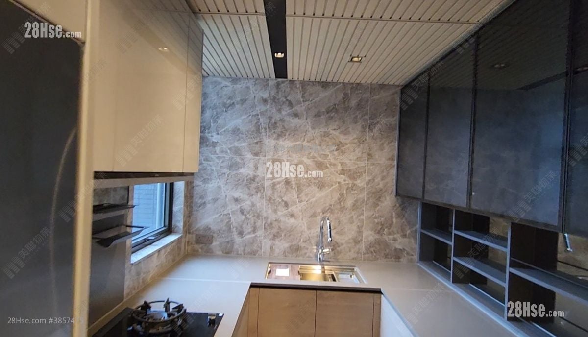 St. Michel Sell 3 Bedrooms , 3 Bathrooms 942 ft²