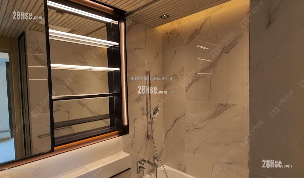 St. Michel Sell 3 Bedrooms , 3 Bathrooms 942 ft²