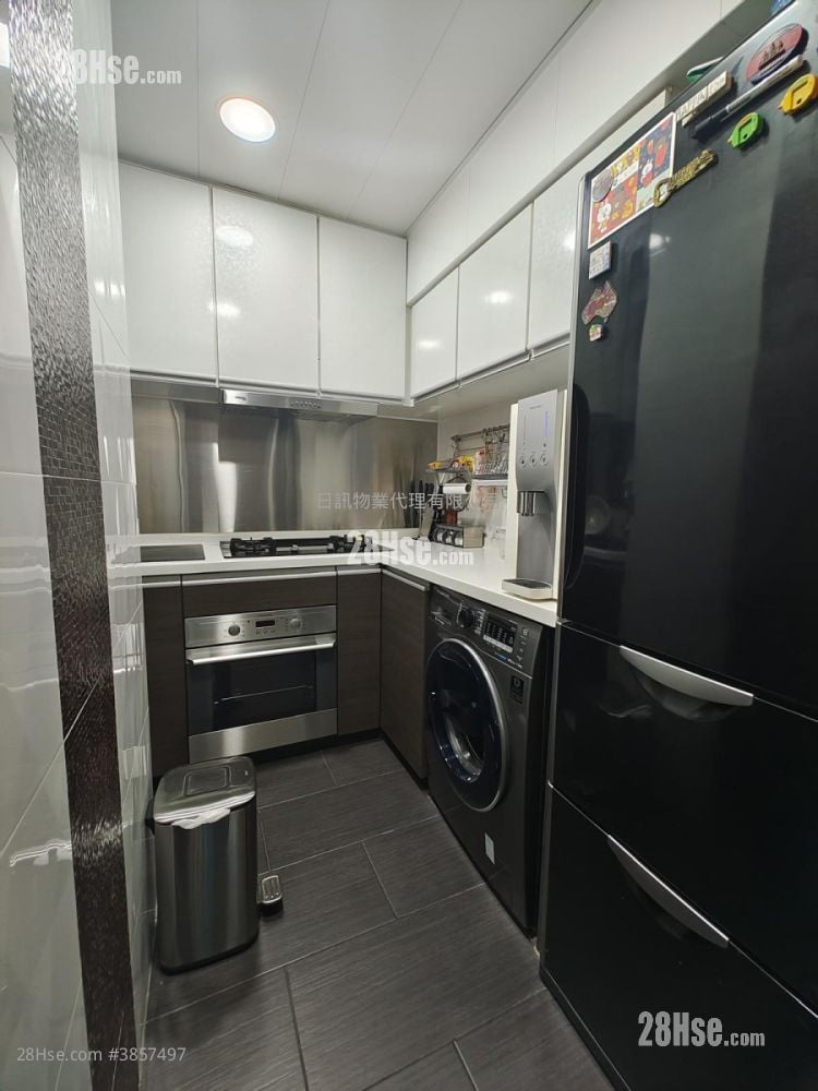 海濱花園 售盤 3 房 , 1 浴室 559 平方呎