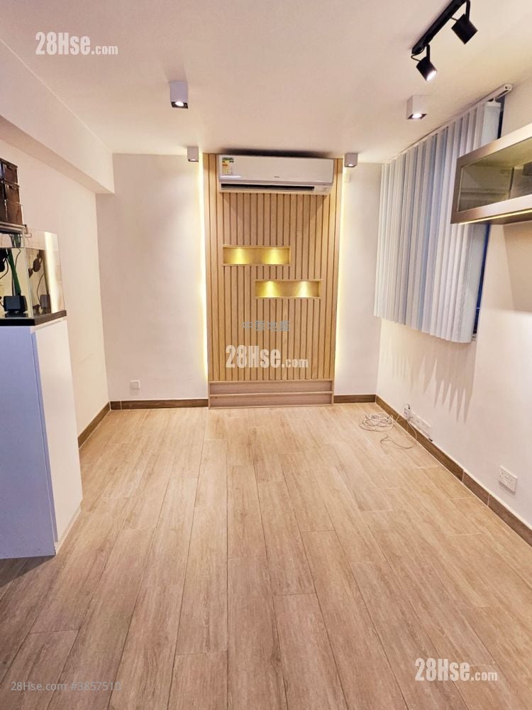On Ning Garden Sell 2 Bedrooms , 1 Bathroom 431 ft²