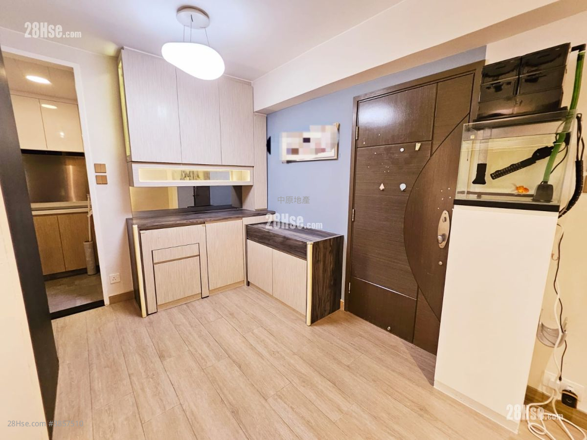 On Ning Garden Sell 2 Bedrooms , 1 Bathroom 431 ft²