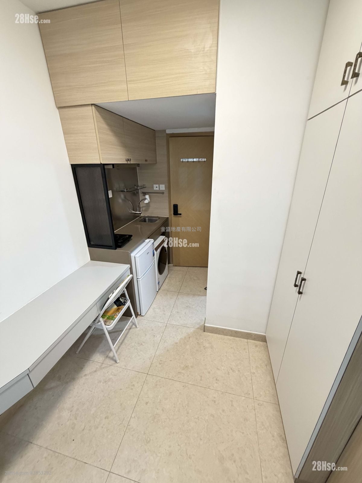 Chinese Mansion Rental 1 Bathroom 160 ft²