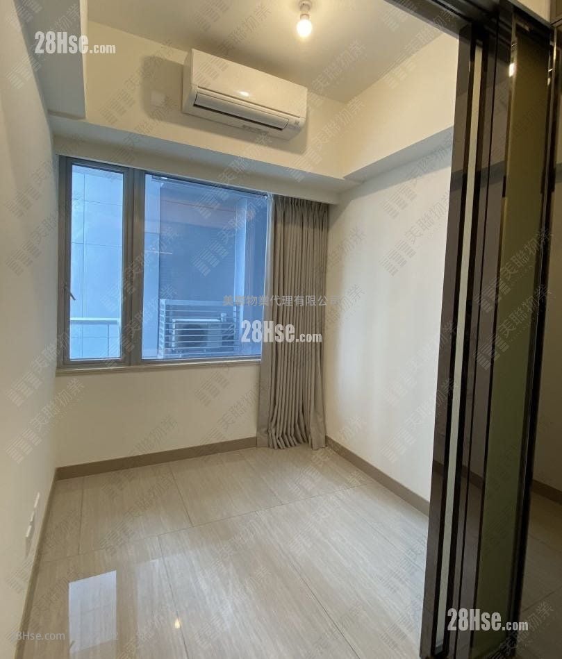 Cullinan West Sell 1 Bedroom , 1 Bathroom 363 ft²
