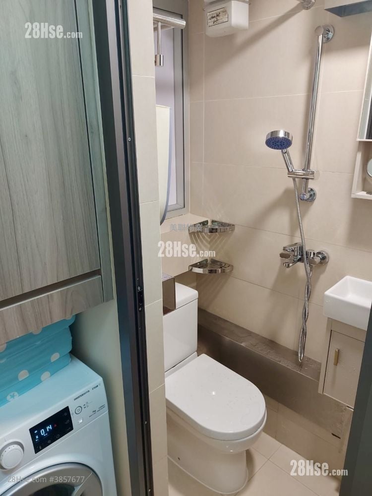 Cheung Fat Estate Sell 2 Bedrooms , 2 Bathrooms 366 ft²