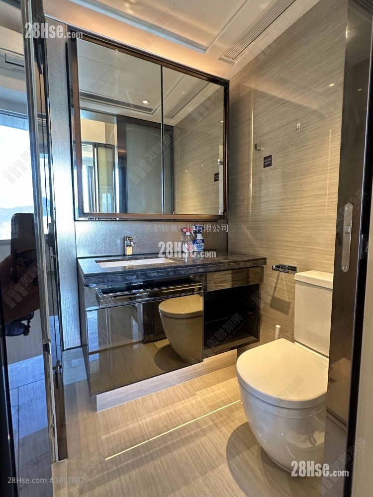 Cullinan West Sell 1 Bedroom 350 ft²