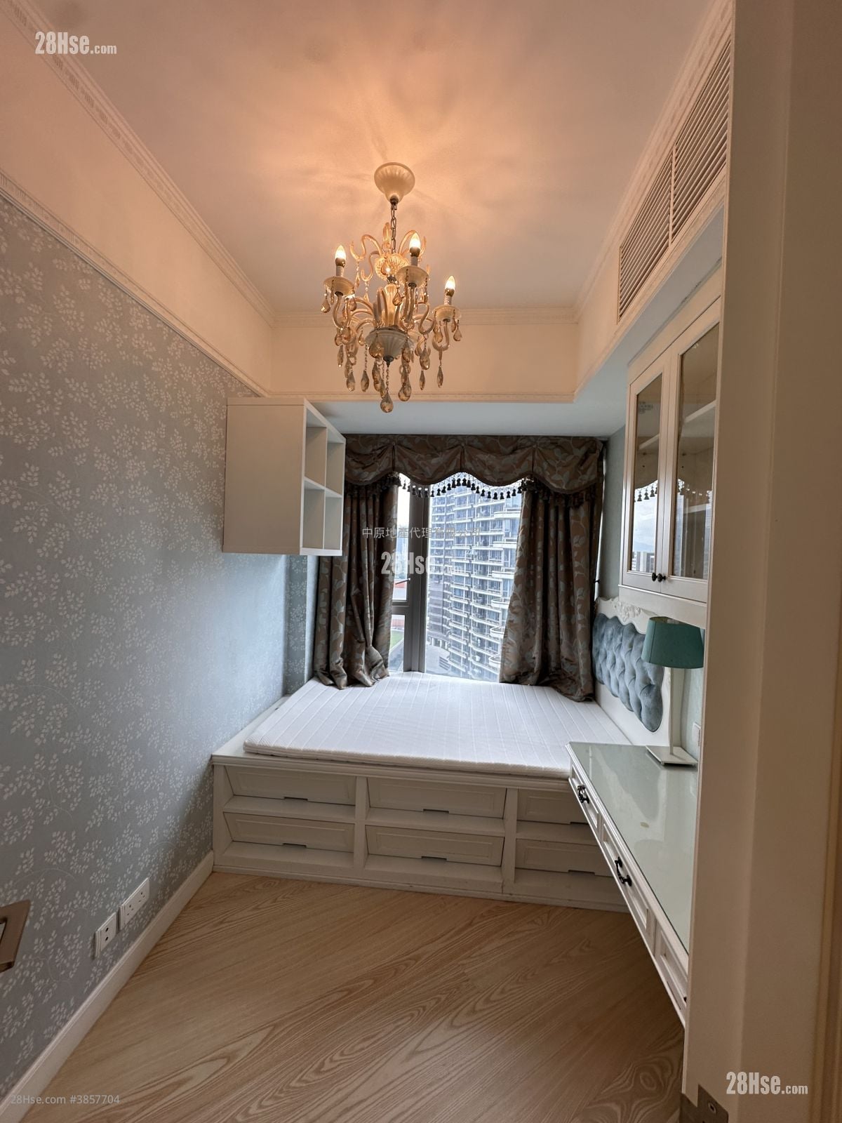 Grand Austin Rental 4 Bedrooms , 3 Bathrooms 1,127 ft²
