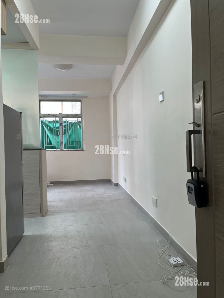 Everwin Mansion Rental Studio , 1 Bathroom 264 ft²