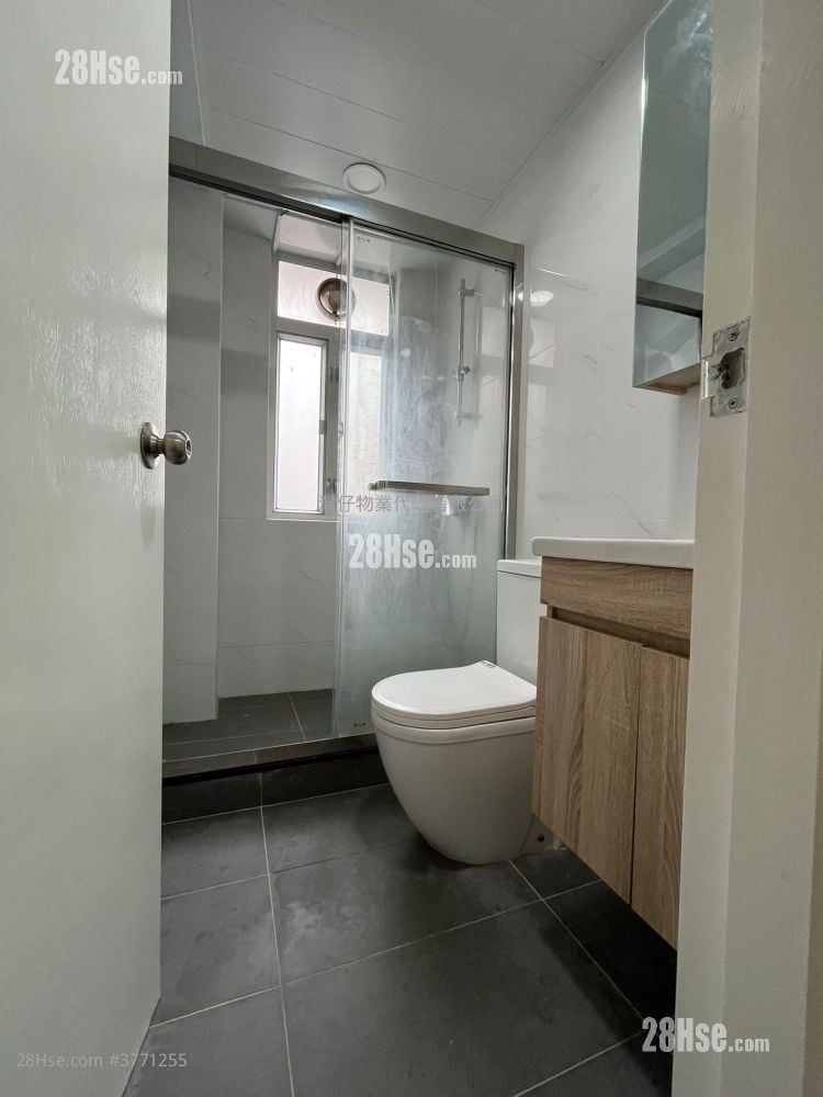 Everwin Mansion Rental Studio , 1 Bathroom 264 ft²