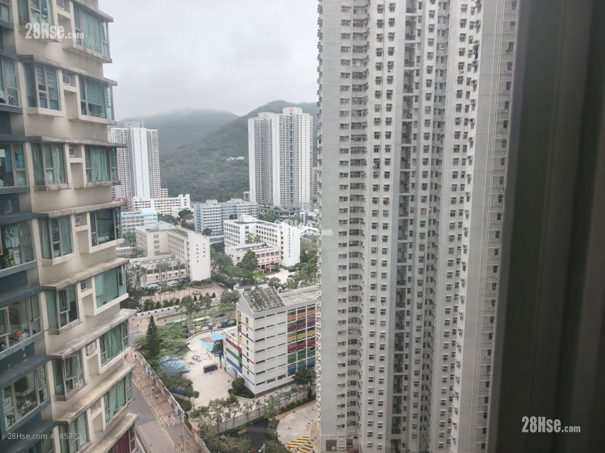 Tseung Kwan O Plaza Sell 3 Bedrooms , 1 Bathroom 489 ft²