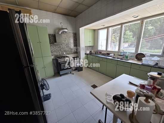 Discovery Bay Sell 5+ Bedrooms , 4 Bathrooms 3,088 ft²