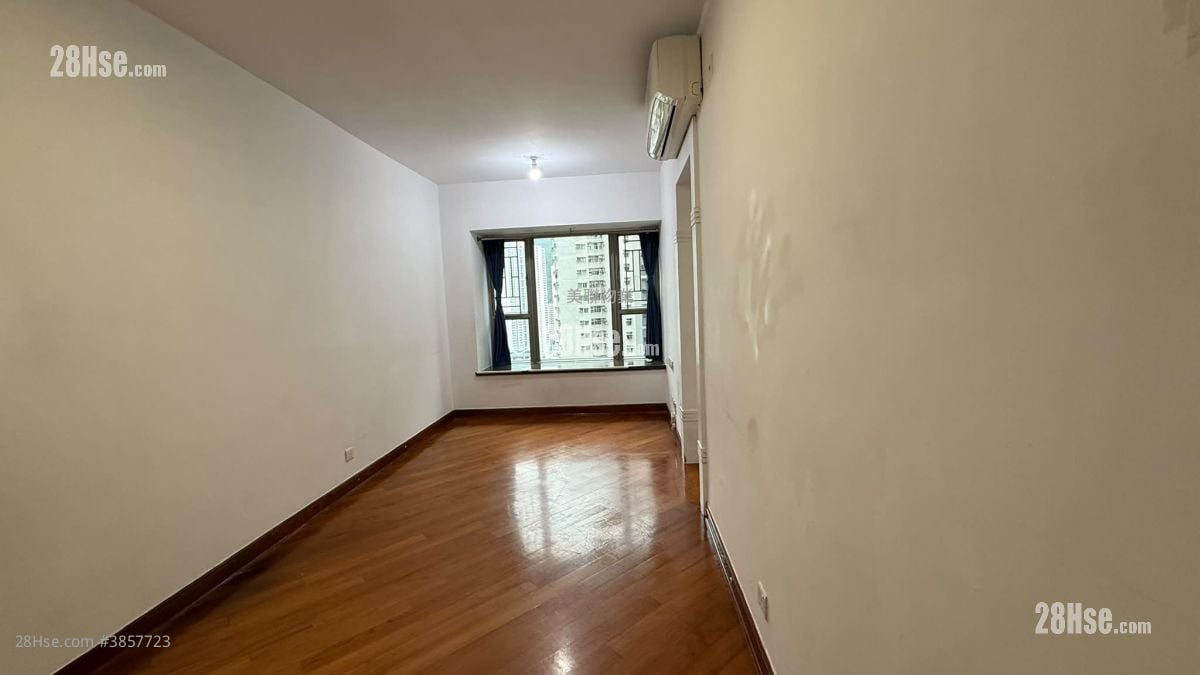 Tseung Kwan O Plaza Sell 3 Bedrooms , 1 Bathroom 489 ft²