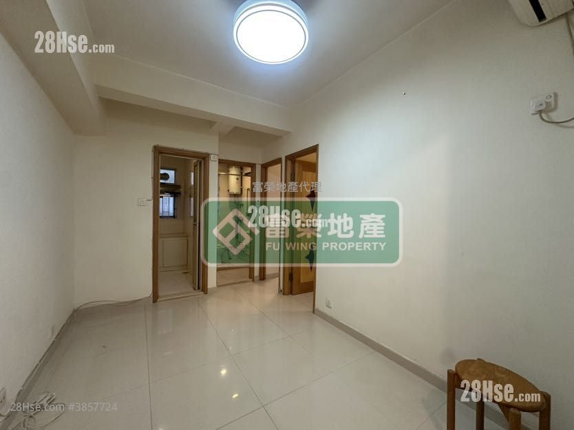 Wah Lok Building Sell 2 Bedrooms , 1 Bathroom 360 ft²