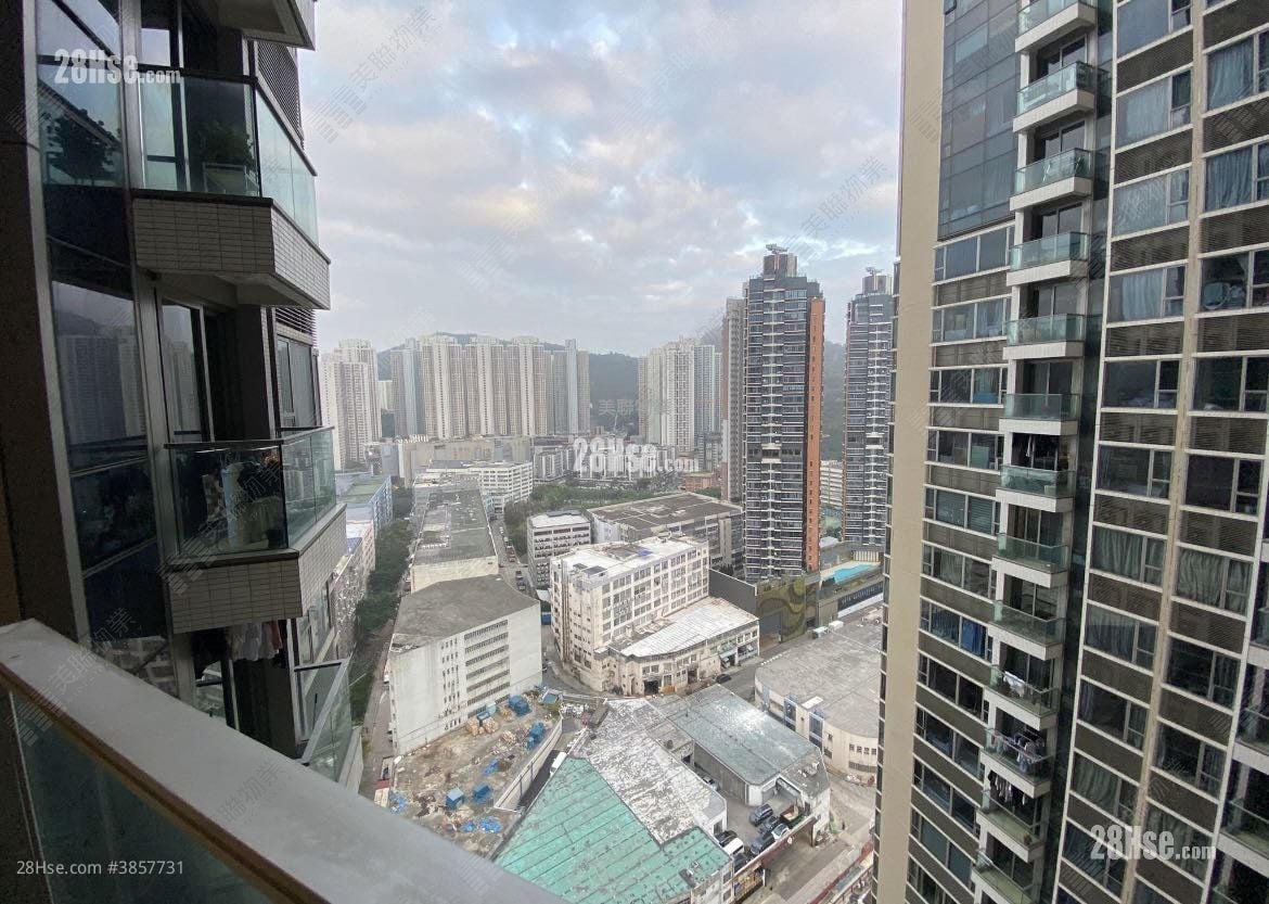 Peninsula East 售盘 2 房 , 2 浴室 520 平方尺