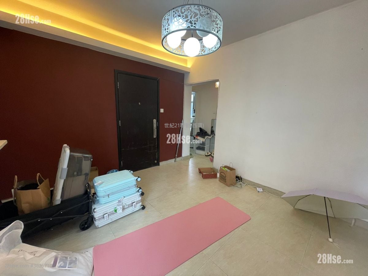 Po Lam Court Sell 2 Bedrooms , 1 Bathroom 460 ft²