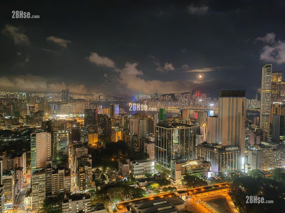 The Victoria Towers Sell 3 Bedrooms , 2 Bathrooms 791 ft²