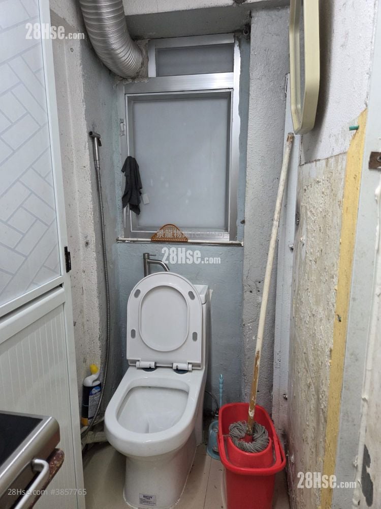 M/F, No.174 Shanghai Street Rental Studio , 1 Toilet 500 ft²