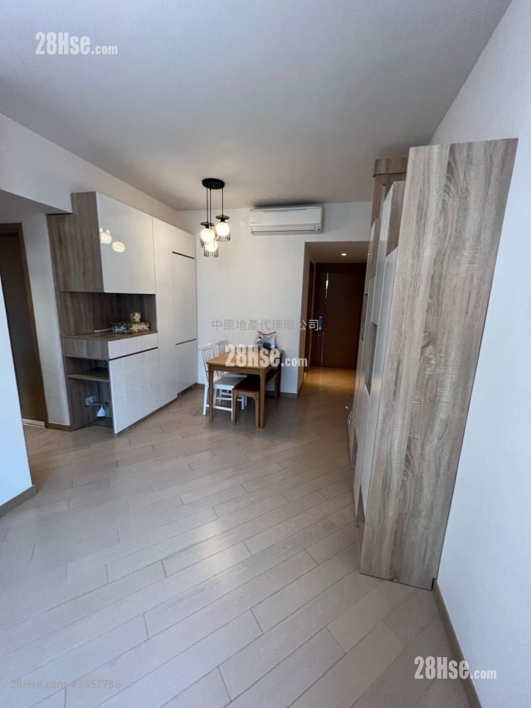 Park Yoho Sell 3 Bedrooms , 1 Bathroom 572 ft²