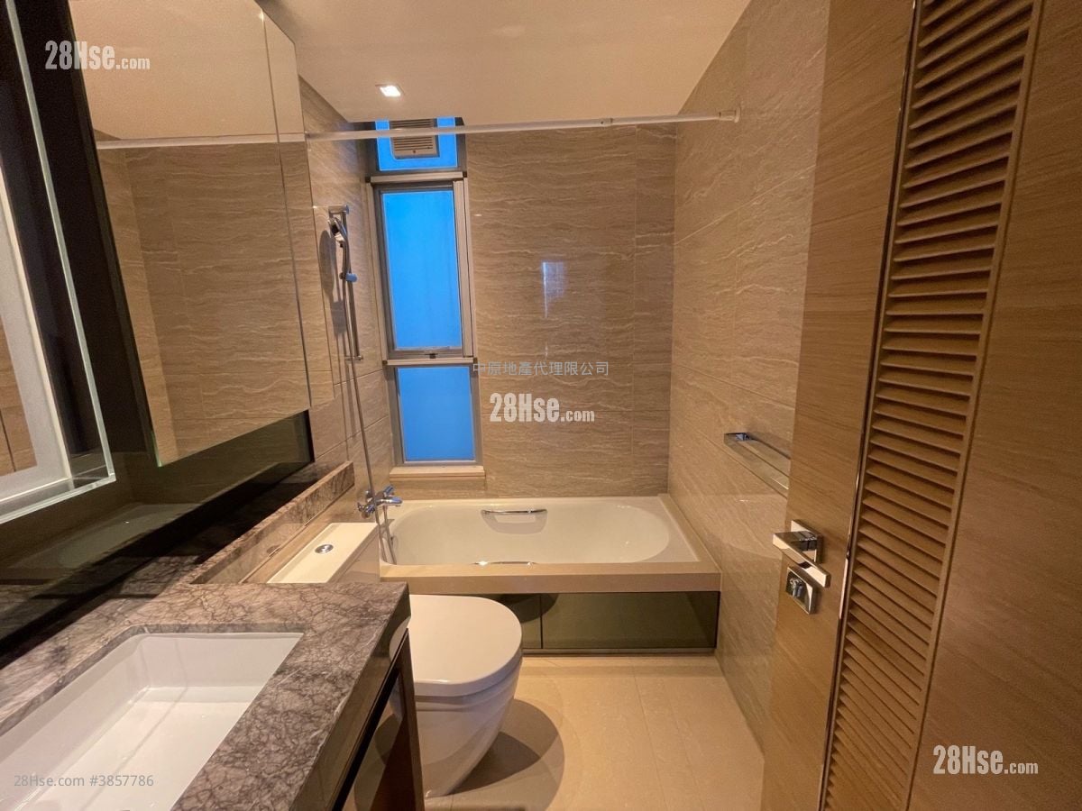Park Yoho Sell 3 Bedrooms , 1 Bathroom 572 ft²