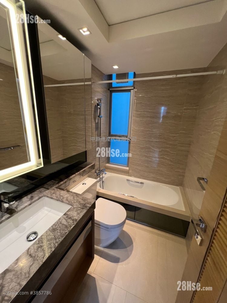 Park Yoho Sell 3 Bedrooms , 1 Bathroom 572 ft²