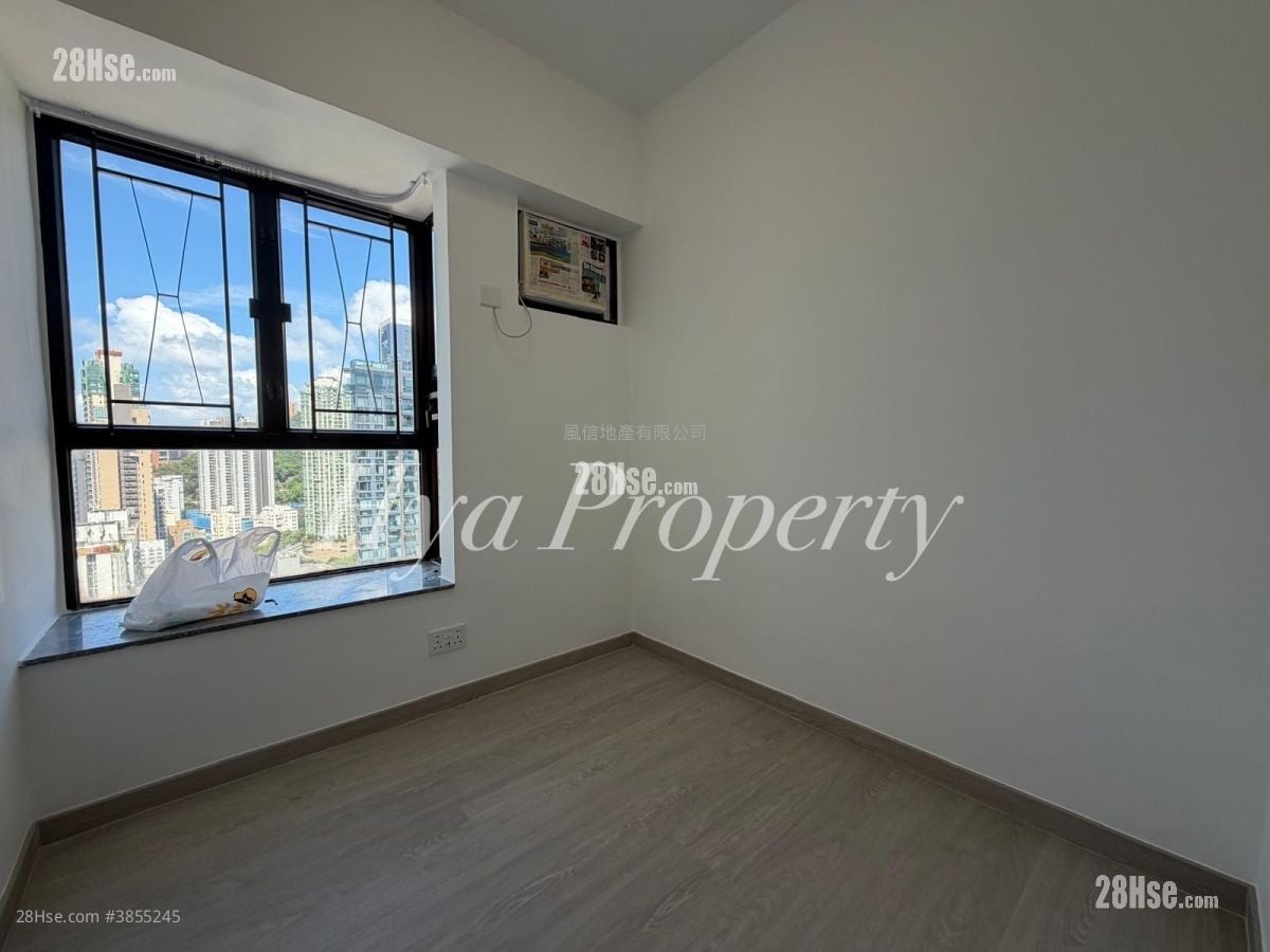 Centenary Mansion Rental 2 Bedrooms , 1 Bathroom 397 ft²